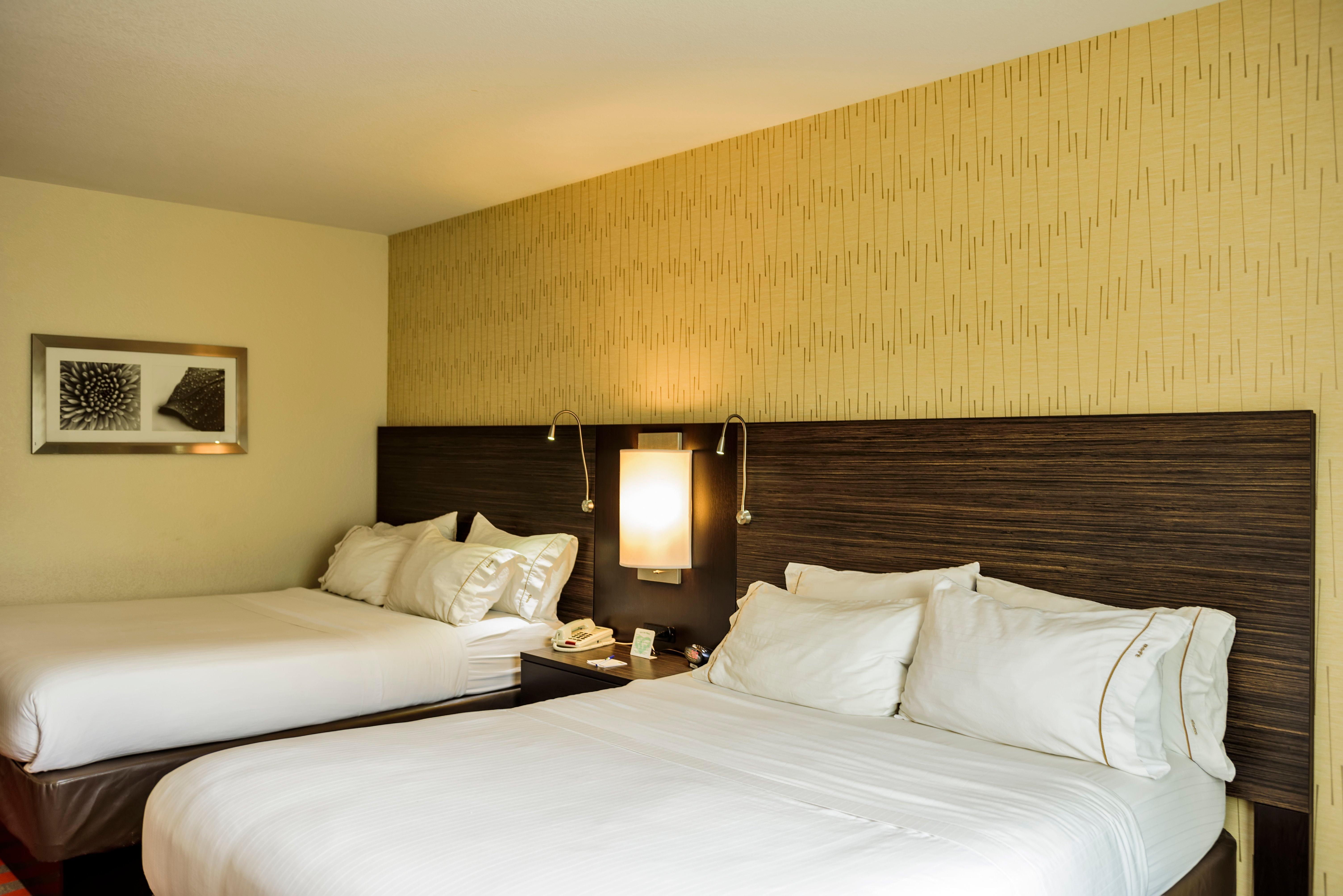 Holiday Inn Express And Suites - Bradford By Ihg Exterior foto