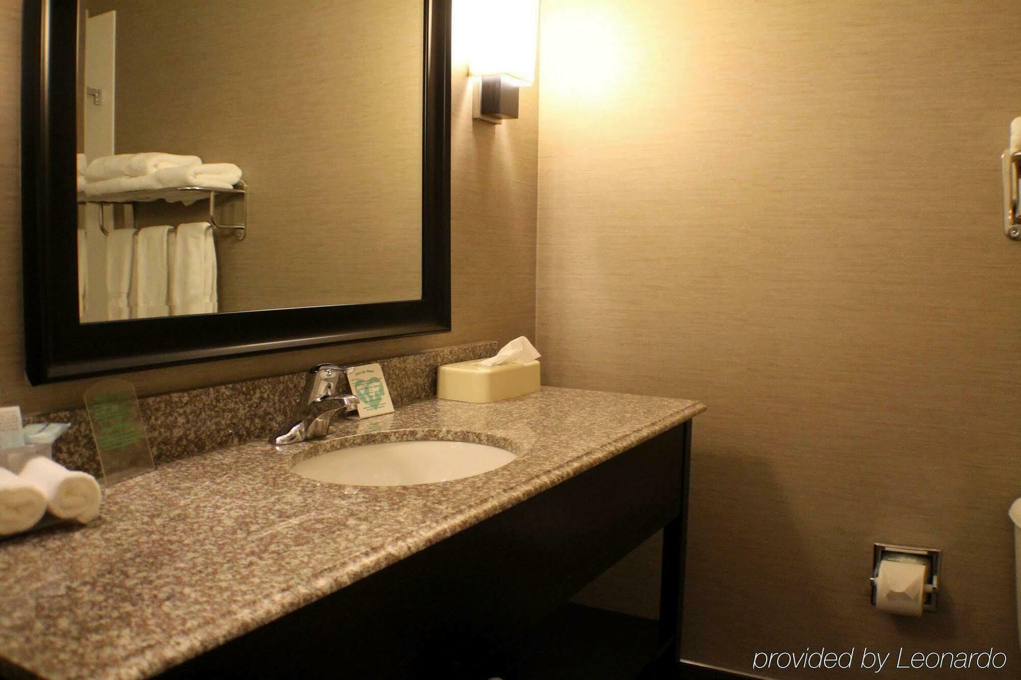 Holiday Inn Express And Suites - Bradford By Ihg Quarto foto