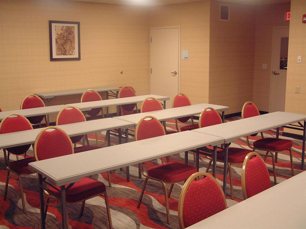 Holiday Inn Express And Suites - Bradford By Ihg Negócio foto